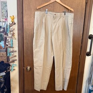 Filson Men's Classic Khaki Chinos - Light Tan